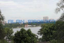 the-lakeshore photo thumbnail #3